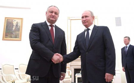 Президент Молдавии попросил Путина безвозмездно передать технику