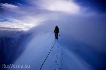 Альпинист с Украины умер при восхождении на Эльбрус