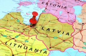 Бунт стран-доноров: Западная Европа сбрасывает с шеи Прибалтику