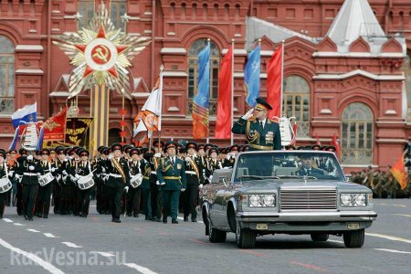 В Кремле принято решение о переносе парада Победы, — источник