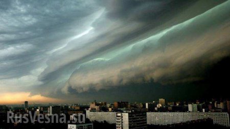 «Кажись, за окном судный день начинается»: Киев накрыла мощная пыльная буря (ФОТО, ВИДЕО)