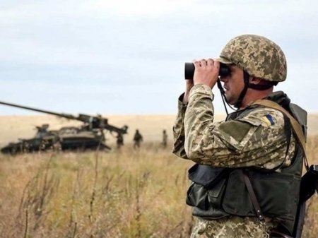 «Слуги народа» рассказали, как ночевали в блиндажах на Донбассе